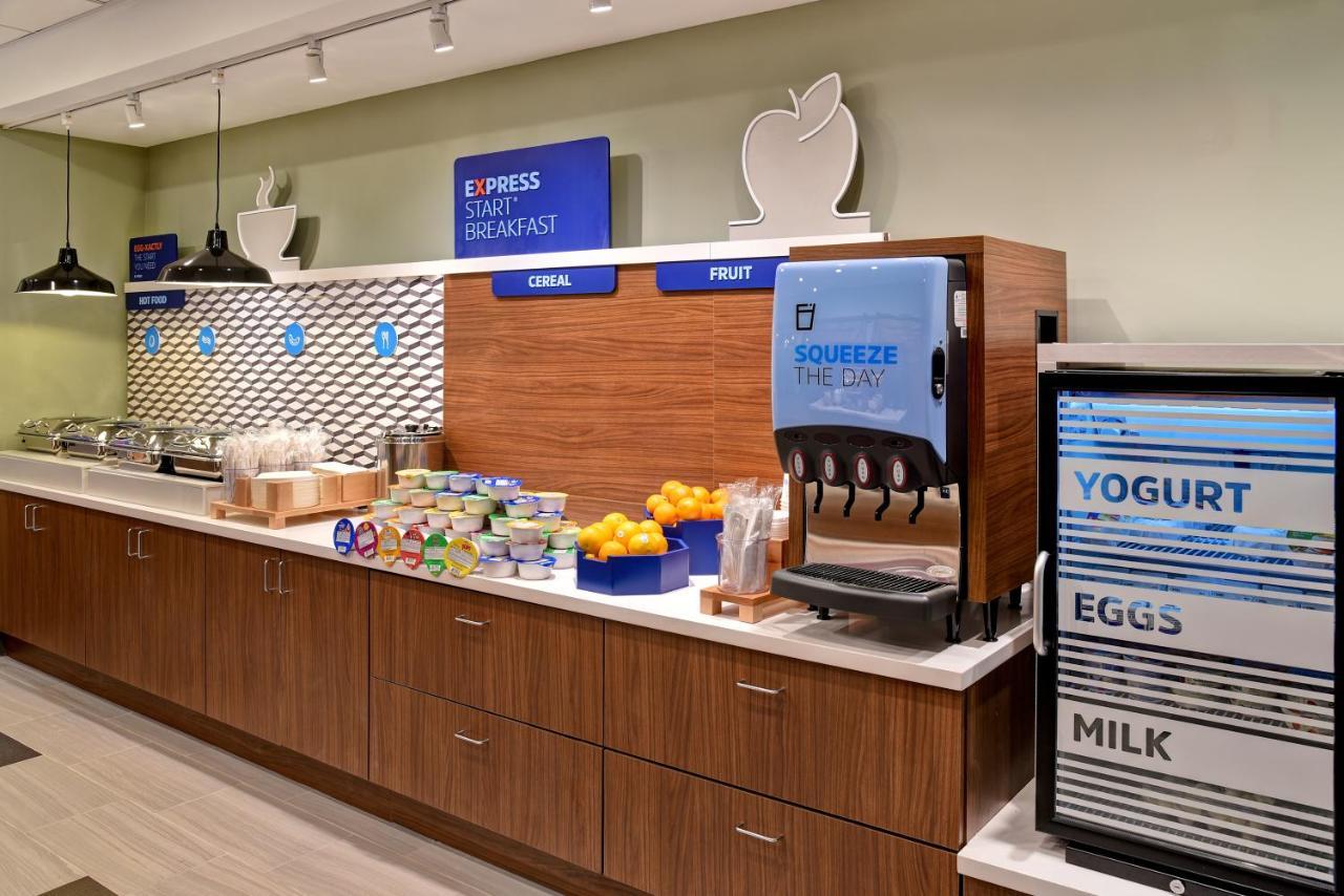 Holiday Inn Express & Suites - Ottawa By Ihg Luaran gambar