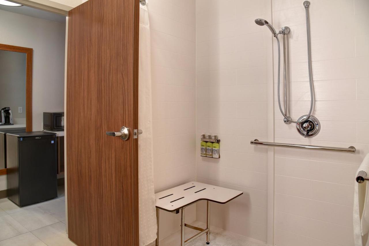 Holiday Inn Express & Suites - Ottawa By Ihg Luaran gambar