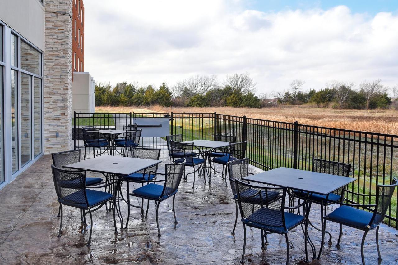 Holiday Inn Express & Suites - Ottawa By Ihg Luaran gambar